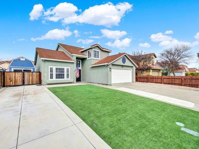 1106 Charter Lane