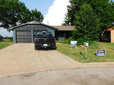 5401 NW Cottonwood Dr