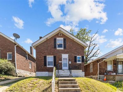 3708 Neosho St