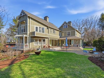 70 Reed St