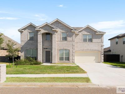 3704 Falcon Dr