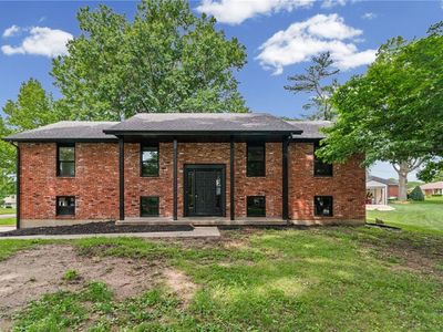 900 Goodrich Dr