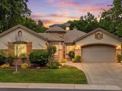 4917 Village Green Dr