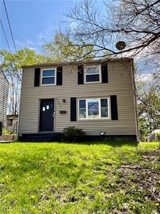 1102 Tonawanda Ave