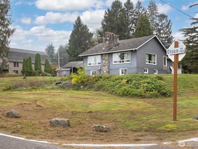 2911 Fox Road