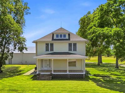 5689 Highway 6 SE