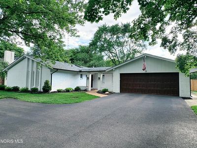 2222 Whitechapel Dr
