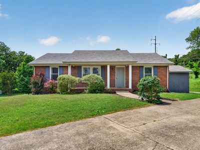 1914 Claymont Dr