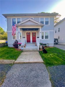 21-23 Washburn Ave E