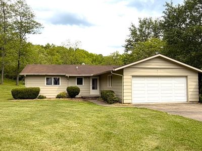 4 Canterbury Dr