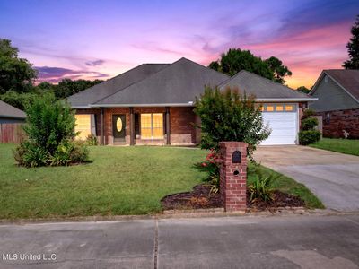 7621 Falcon Cir