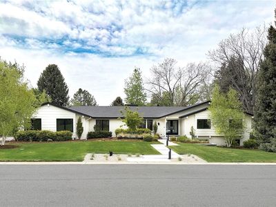 5252 Nassau Circle