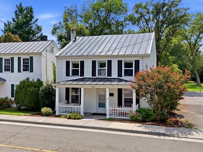 203 W Main St