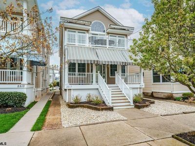 2519 Asbury Ave Floor 2