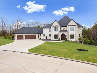 5720 S Adelaide Ct