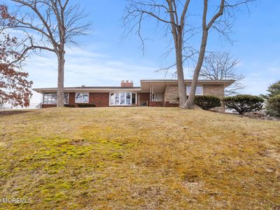 864 Breezy Oaks Drive