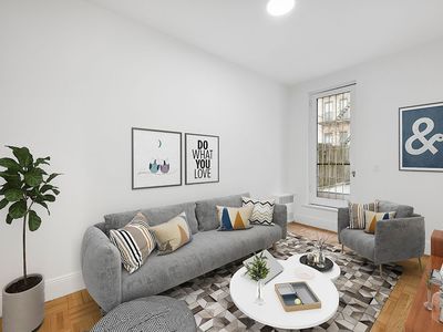 132 W 80th St APT 4R