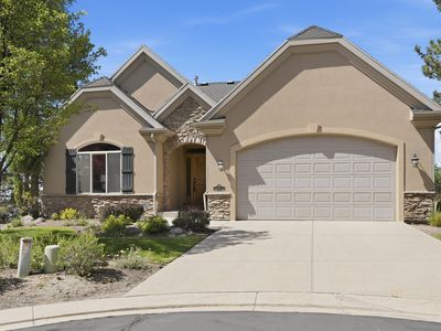 1623 High Oaks Ln