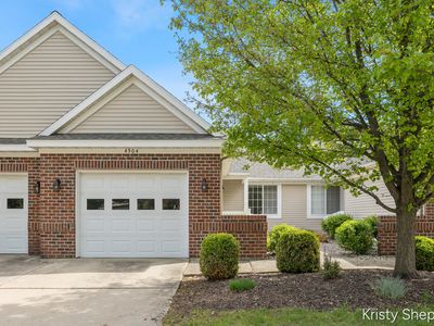 4504 Woodrose Ct SE