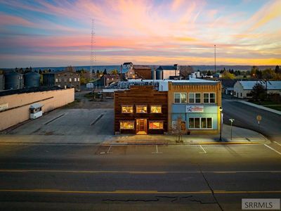 417 Main St