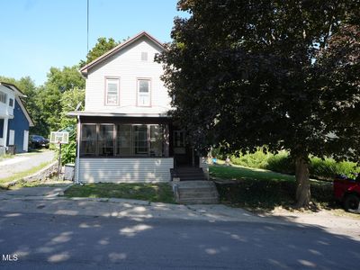 10 Shaper Avenue