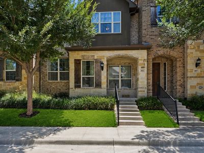 853 Rohan Dr