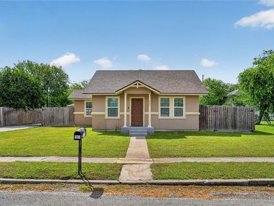 407 Fetick Ave