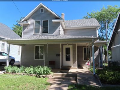 1617 W 15th St