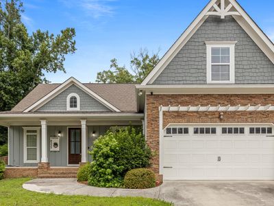 8337 Glenshire Ln