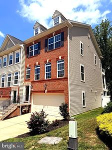 Property at 645 Highland Farms Cir, Gambrills, MD