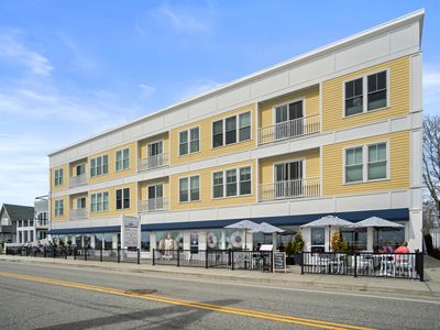 185 Main Street APT 301