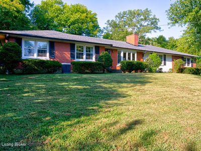 220 W Kenwood Dr