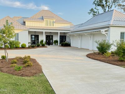 117 N Natchez Dr