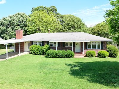 1043 Ruckersville Rd