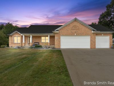 12189 White Pine Dr