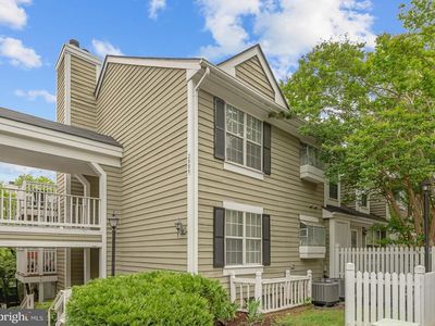 2811 S Woodrow St APT B
