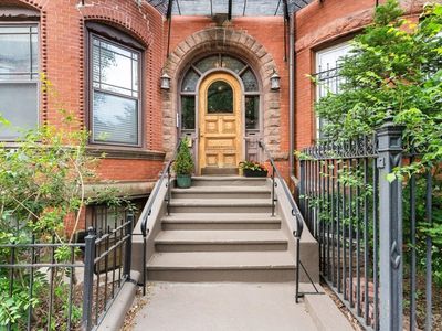 203 Saint Botolph St APT 3