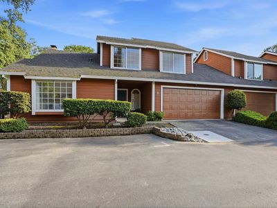 8 Coyle Creek Cir
