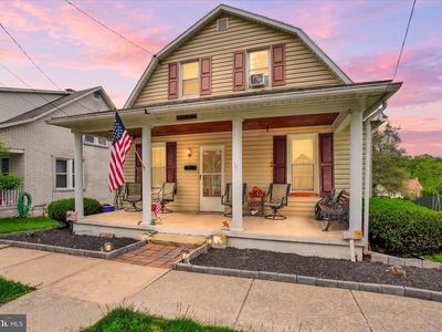 44 Glen Ave