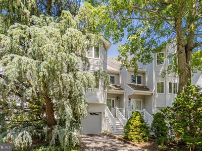Property at 134 Orchid Ct, Toms River, NJ