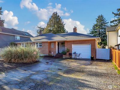 19041 21st Avenue NW