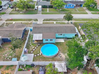 4391 Collins Rd