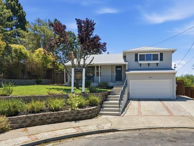 19054 Vannoy Ct