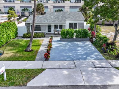 237 SE 4th Avenue