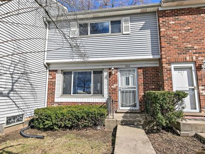 426 Greentree Ln