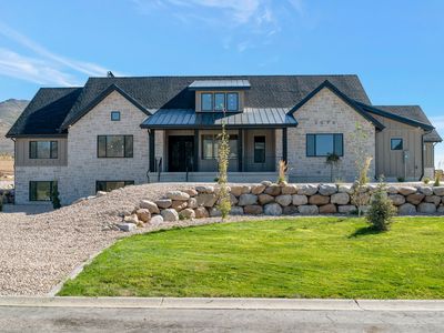 3896 N Eagle Ridge Dr