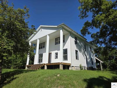 1105 Lay Ave