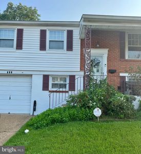 711 Appletree Ct