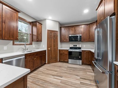 532 Old Military Rd