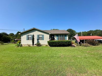 17 Edgewood Dr
